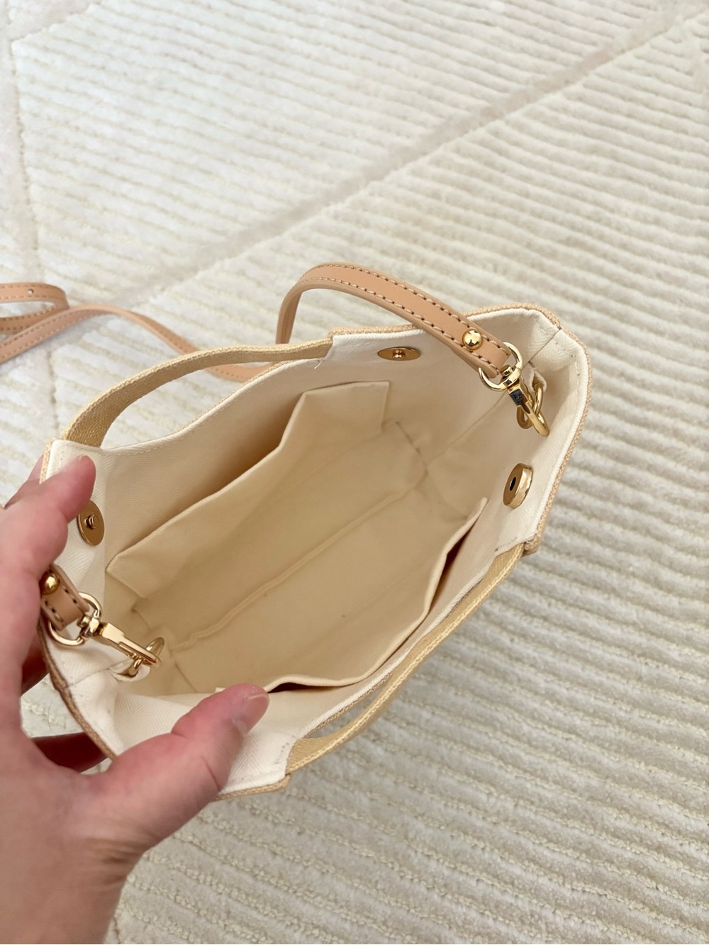 Up-cycled CD bag w/ straps - Picture 8 of 13